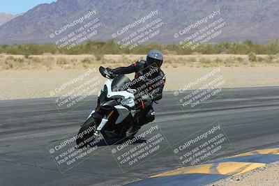 media/Mar-24-2025-Moto Forza (Mon) [[57ce5c5cff]]/3-Beginner Group/Session 3 (Turn 6 Inside)/